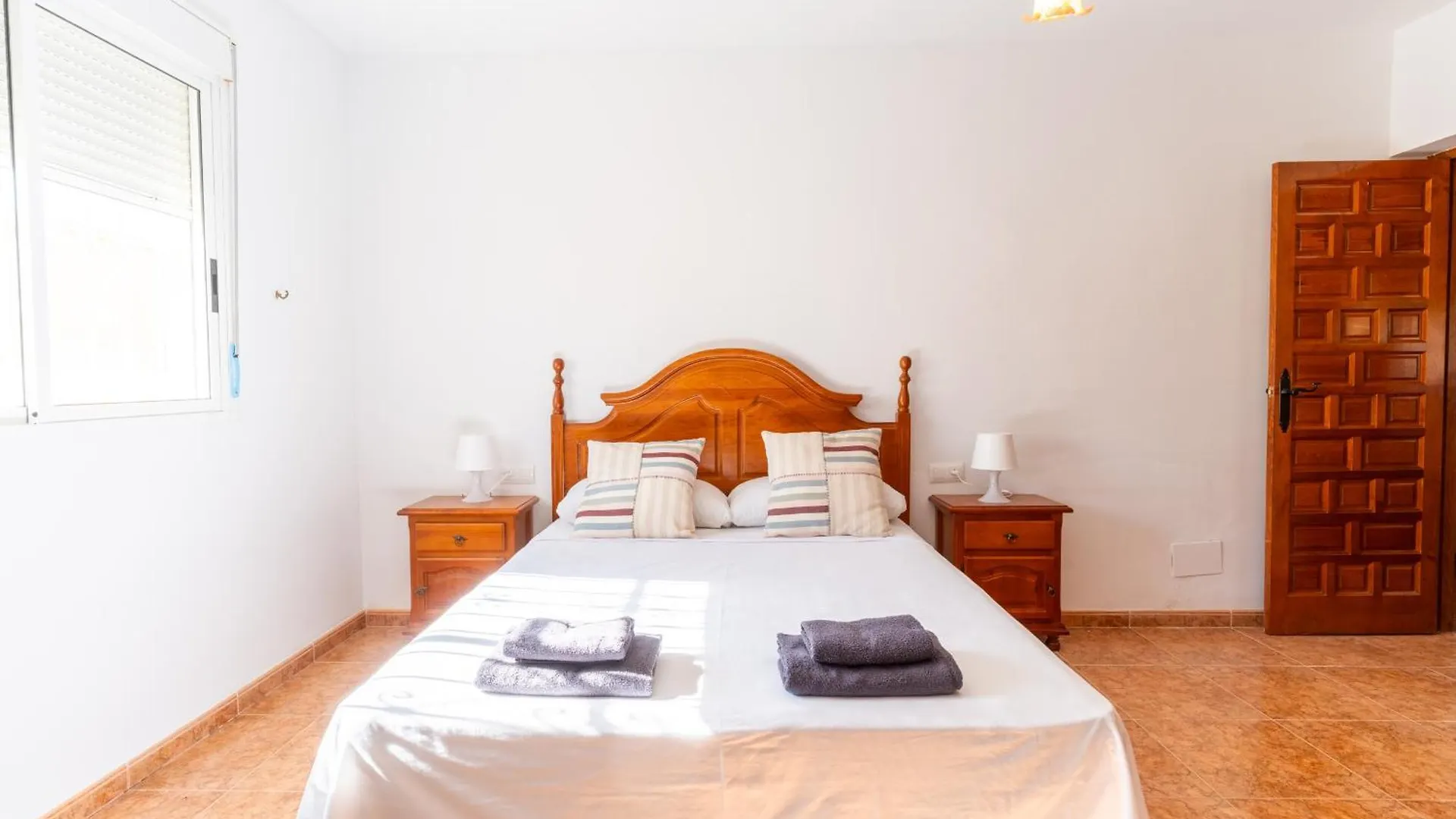 Trendyhomes Chalet Retamar Almeria 0*,