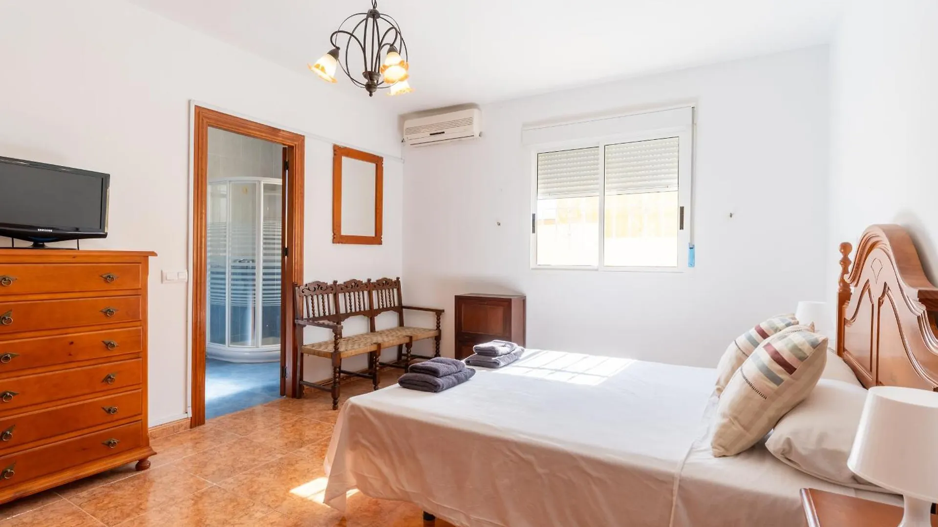 Trendyhomes Chalet Retamar 阿尔梅里亚 度假居