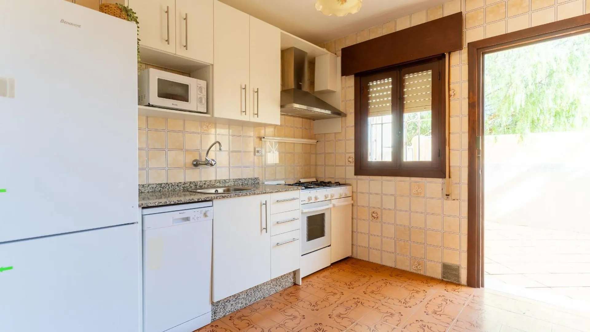 Trendyhomes Chalet Retamar 阿尔梅里亚