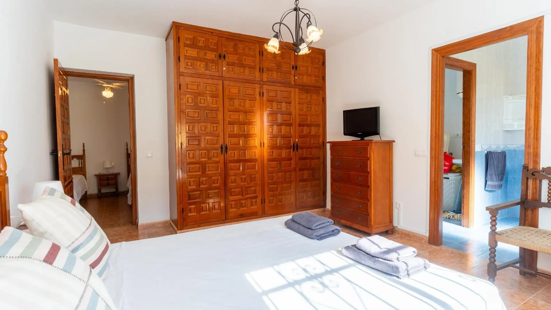 Trendyhomes Chalet Retamar 阿尔梅里亚