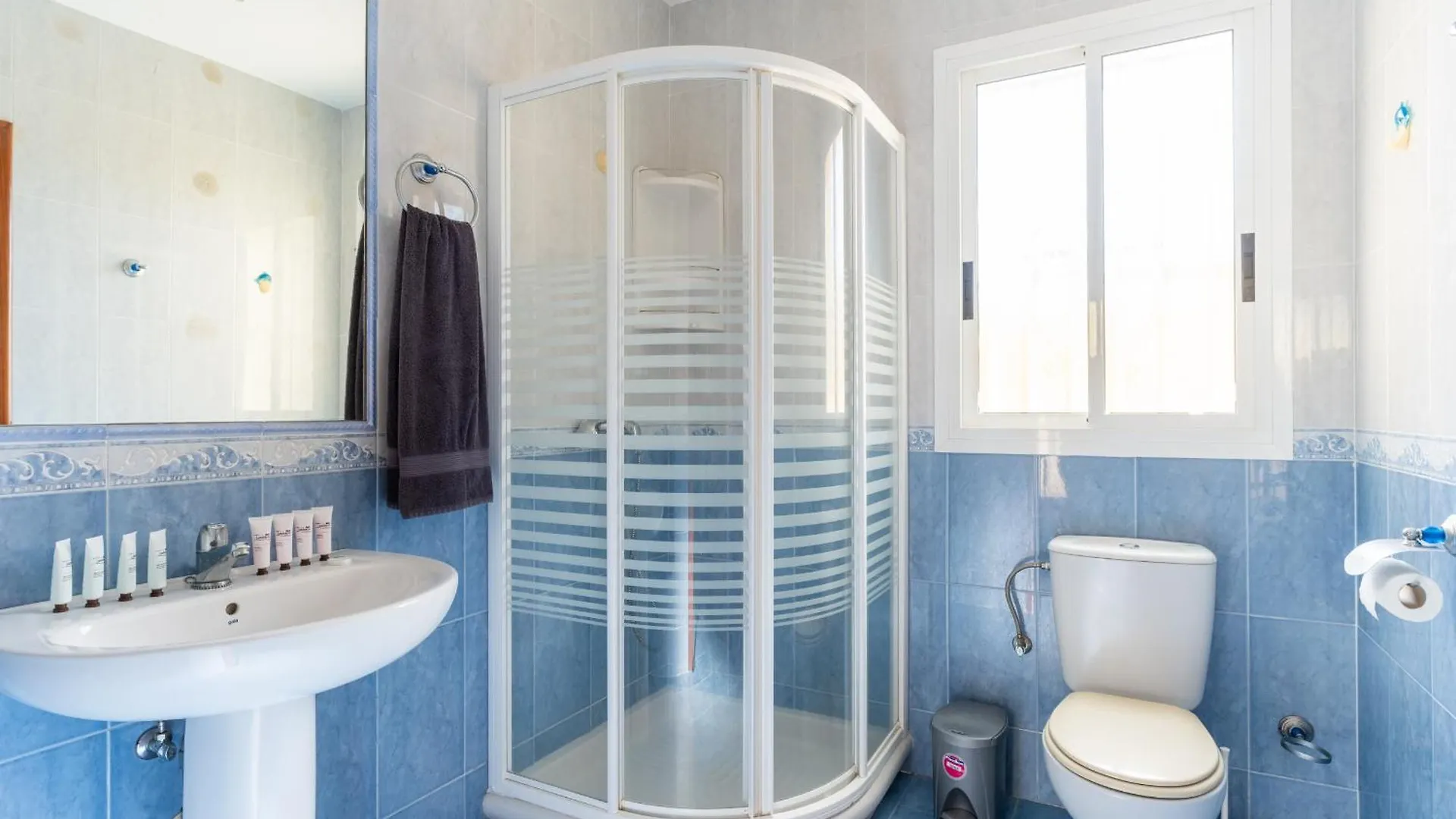 Trendyhomes Chalet Retamar 阿尔梅里亚