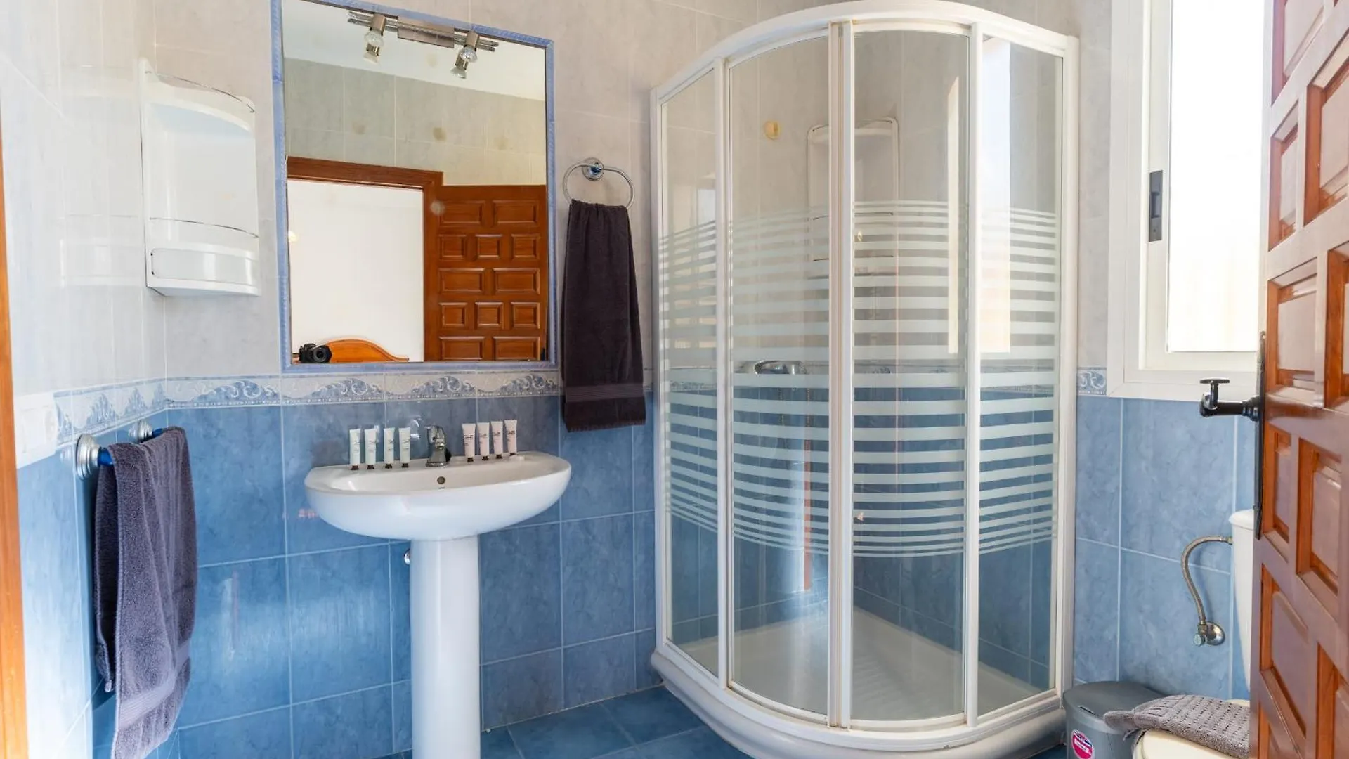 度假居 Trendyhomes Chalet Retamar 阿尔梅里亚